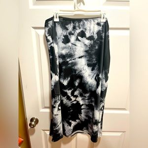 Wild fable tie dye satin midi skirt